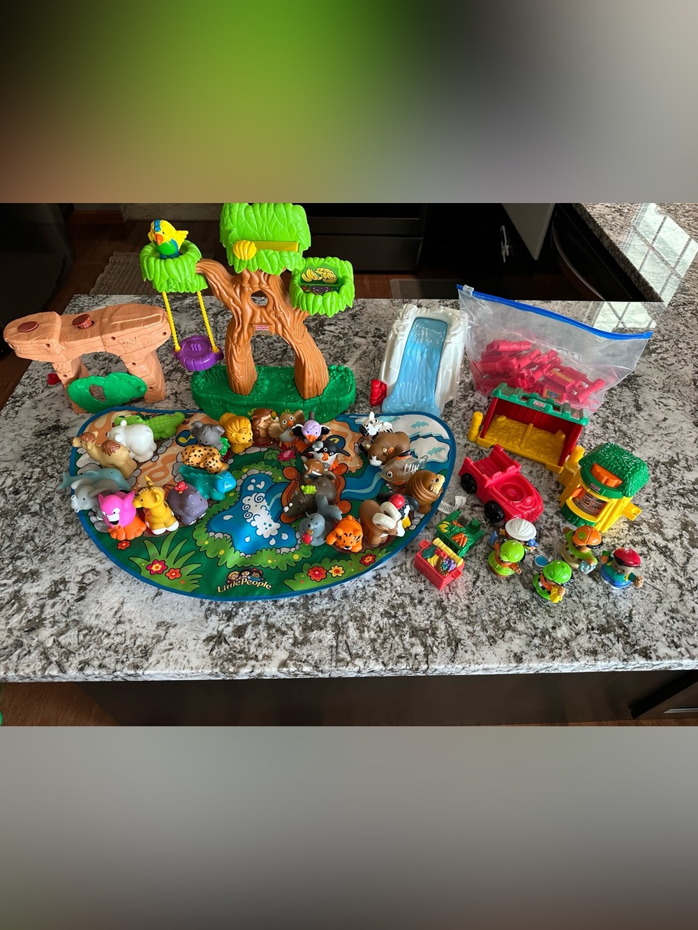 Fisher-Price Little People Animal Playset with Green Tree and Blue Slide